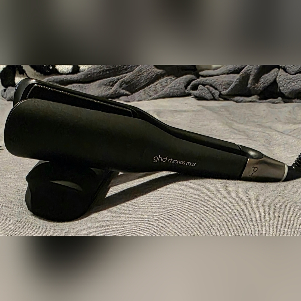 GHD Black Hair Straightener